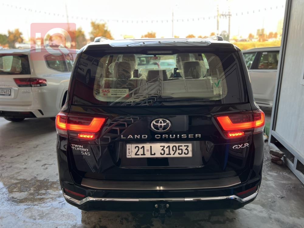 Toyota Land Cruiser